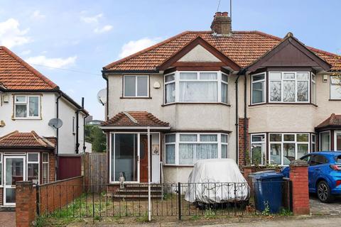 Stuart Avenue,  London,  NW9 3 bed semi