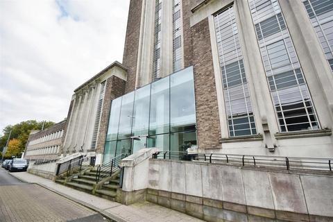Great West Road, Brentford Studio for sale
