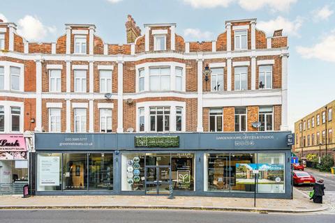 Garfield Road, Twickenham TW1 1 bed flat for sale