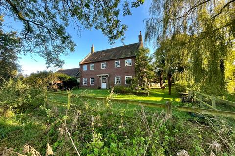 Rockland All Saints 6 bed detached house for sale