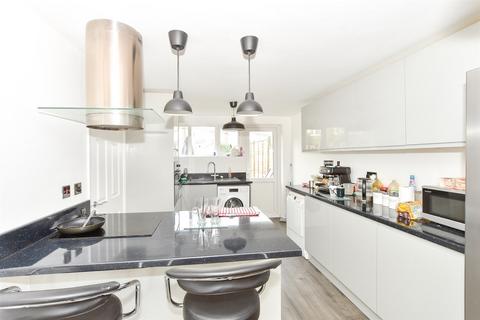 Lambs Crescent, Horsham, West Sussex 3 bed terraced house for sale