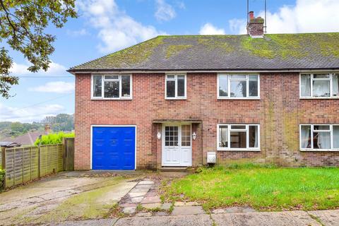 Jarvis Road, Arundel, West Sussex 5 bed semi