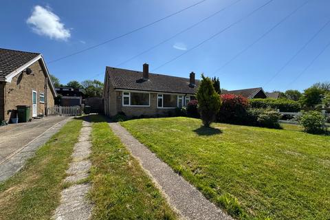 Station Road, Lyminge, Folkestone, CT18 2 bed semi