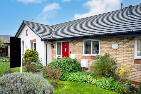 High Street, Cottenham, CB24 2 bed terraced bungalow for sale