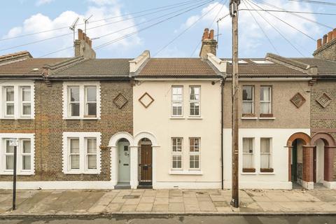 Stevens Avenue, London E9 2 bed house for sale