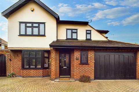 Parkside, Wollaton, Nottingham 4 bed detached house for sale