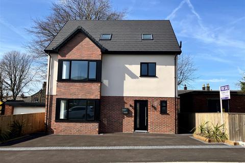 Beech Avenue, Adlington, Chorley 5 bed detached house for sale