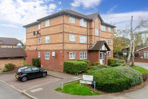 St. Edmund's Road, Dartford, Kent 1 bed ground floor flat for sale