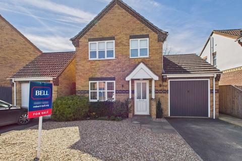 90 Banovallum Gardens, Horncastle 3 bed detached house for sale