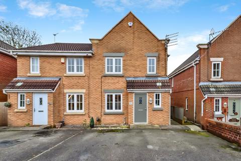 Newbold Close, Greater Manchester SK16 4 bed semi