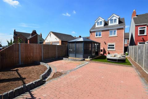 Central Road, Coalville, Leicestershire 4 bed detached house for sale