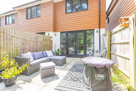Herbert Avenue, Poole BH12 2 bed end of terrace house for sale