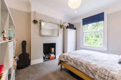 Shardeloes Road, New Cross, London, SE14 2 bed flat for sale