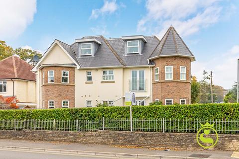 Glenair Avenue, Poole BH14 2 bed apartment for sale