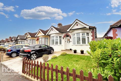 2 bedroom semi-detached bungalow for sale