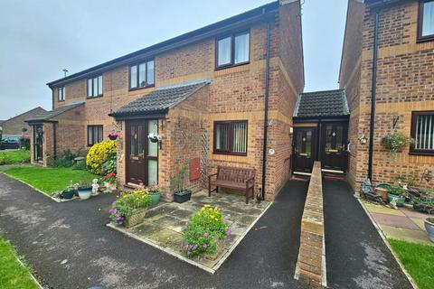 Little Quillet Court, Cam, Dursley 2 bed apartment for sale