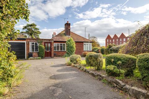 Whitchurch Road, Chester CH3 3 bed detached bungalow for sale