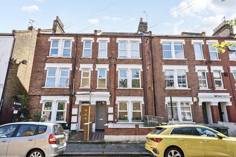Southwell Road, Camberwell, London, SE5 2 bed flat for sale