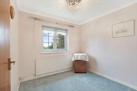 Parkside, Buckhurst Hill IG9 3 bed end of terrace house for sale