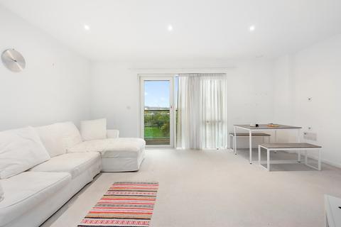 Juniper Drive, London SW18 1 bed flat for sale