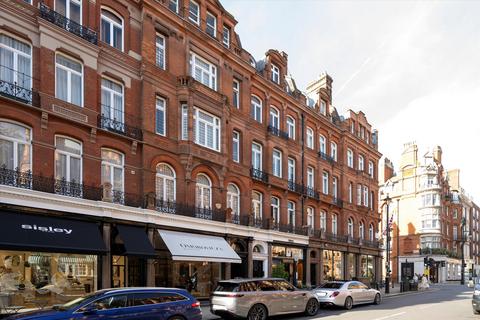 South Audley Street, Mayfair, London... 1 bed flat for sale