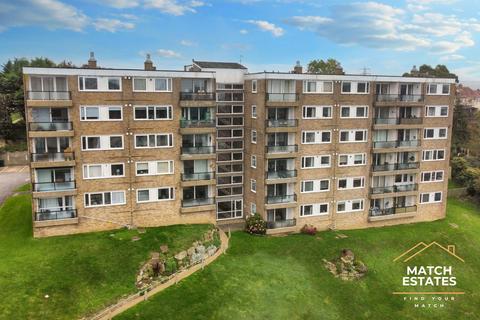 Collingwood Rise, Folkestone CT20 2 bed apartment for sale