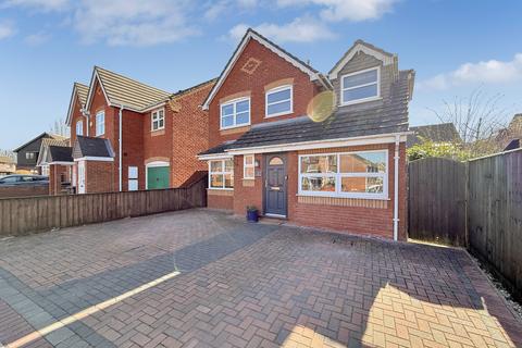 Windsor Drive, Westbury 4 bed detached house for sale
