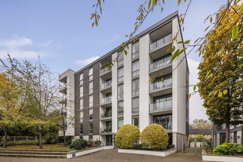 Clayponds Lane, Brentford TW8 2 bed flat for sale