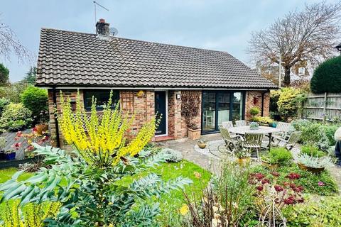 Cripps Lane, Steyning, West Sussex... 2 bed bungalow for sale