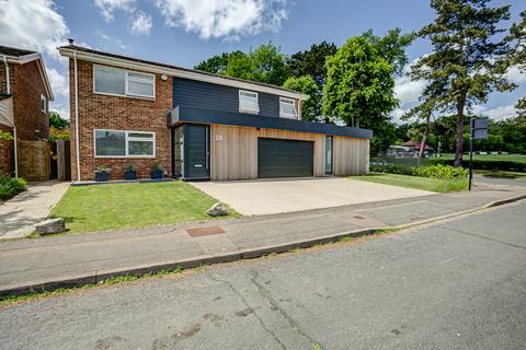 Willow Close, Hertfordshire CM23 5 bed detached house for sale