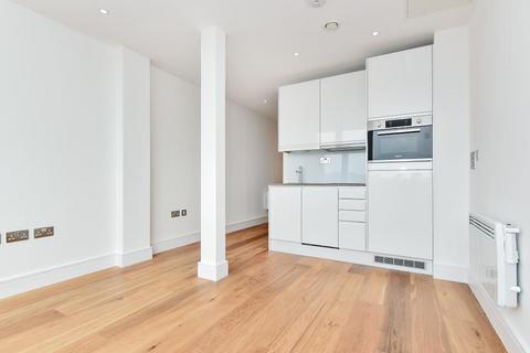 Slough,  Berkshire,  SL1 1 bed flat for sale