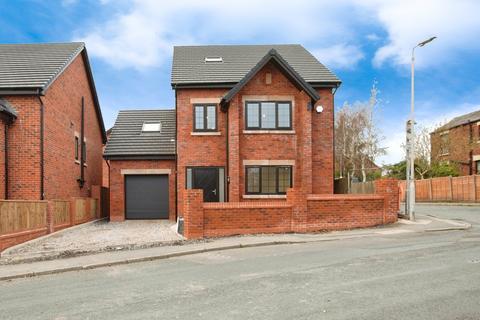 Chapel Lane, Chorley PR7 5 bed detached house for sale