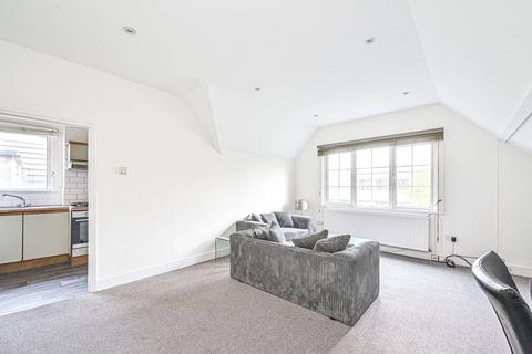 Brondesbury Park, Willesden Green... 2 bed flat for sale