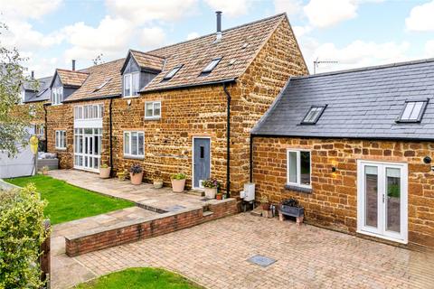 Orchard Court, Finedon... 4 bed barn conversion for sale