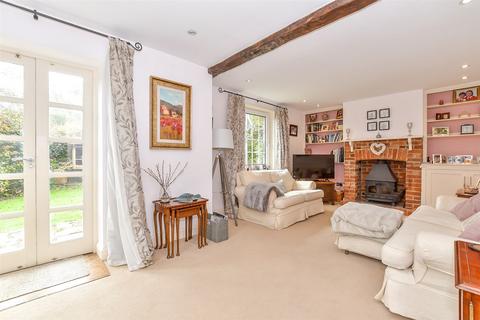 Brattles Grange Cottages, Tonbridge TN12 4 bed character property for sale