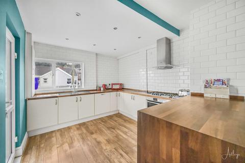 Victoria Avenue, Mumbles, Swansea 4 bed terraced house for sale