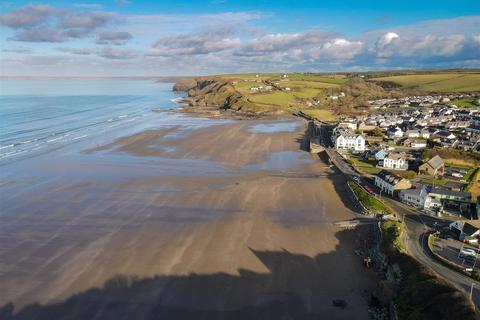 3 The Coach House, Broad Haven 2 bed flat for sale
