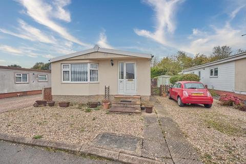 Springfield Park, Wykin Road, Hinckley 3 bed park home for sale