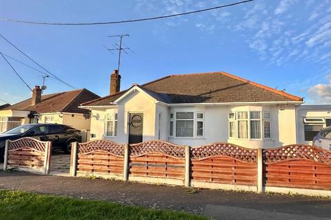 The Parkway, Canvey Island 4 bed bungalow for sale