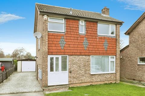 Furness Close, Sheffield S25 3 bed detached house for sale