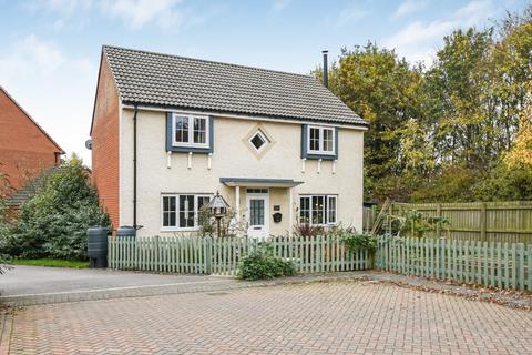 Magpie Avenue, Beverley, HU17 8GG 4 bed detached house for sale