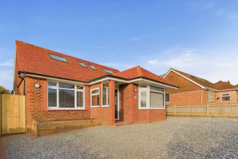 Ashfold Avenue, Worthing BN14 5 bed detached bungalow for sale