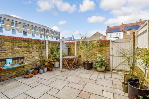 High Street, Portslade, East Sussex 3 bed end of terrace house for sale