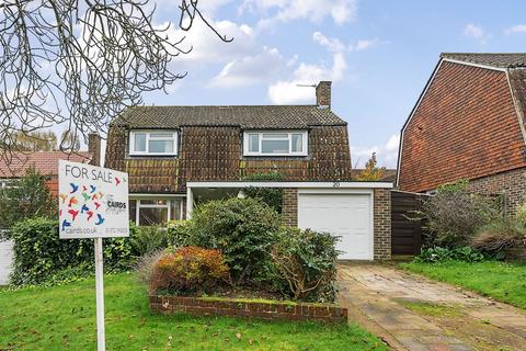 Walnut Close, Epsom KT18 3 bed detached house for sale