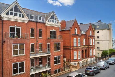 Avenue Victoria, Scarborough, North... 2 bed apartment for sale