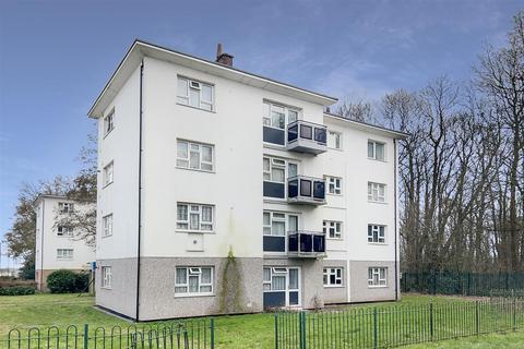 Charter Avenue, Tile Hill, CV4 3 bed flat for sale