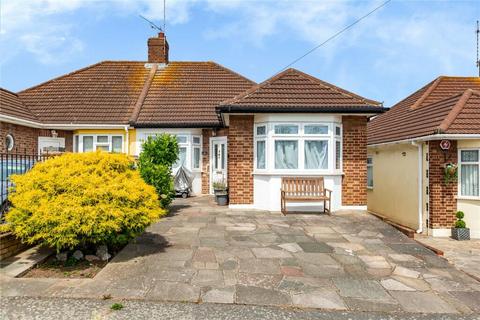 Somerset Gardens, Hornchurch, Essex 3 bed semi