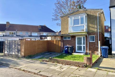 Verulam Road, Greenford, UB6 9RL 1 bed detached house for sale