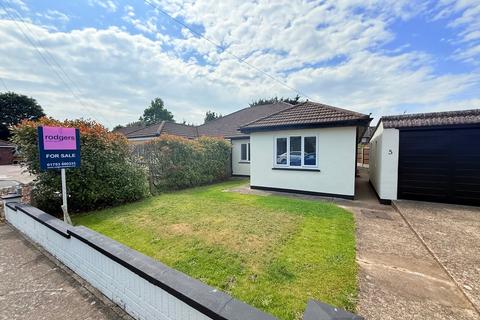Hall Drive, Harefield UB9 3 bed bungalow for sale