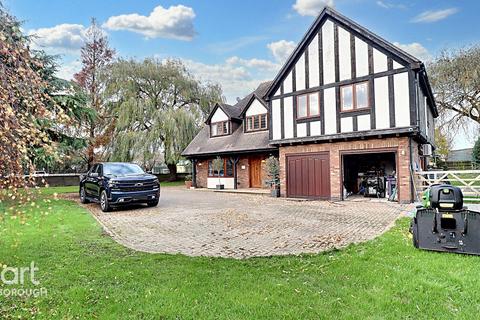 Station Road, Whittlesey 5 bed detached house for sale